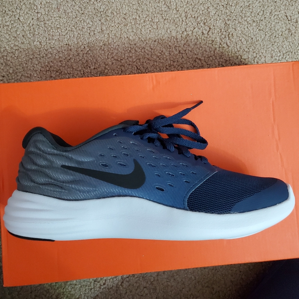 Nike Lunarstelos Youth Running Shoes Size 5Y